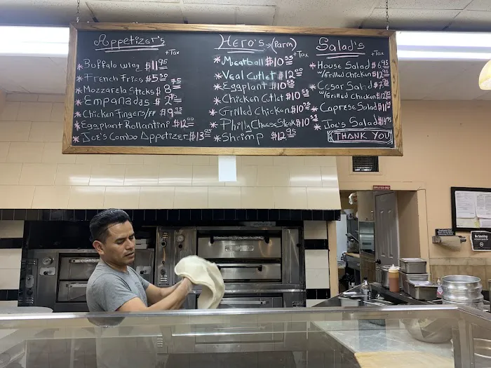 Alexandra’s Deli & Pizza Picture 9
