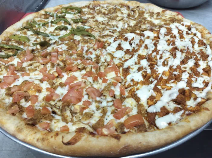 Alexandra’s Deli & Pizza Picture 6