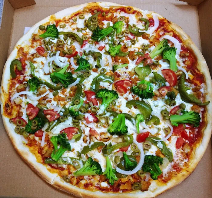 Alexandra’s Deli & Pizza Picture 8