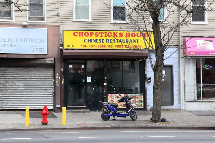 Chopsticks House Picture 3