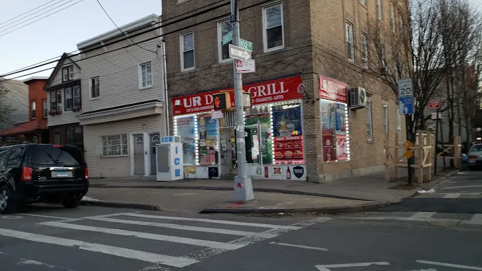 Ur Deli & Grill Picture 2