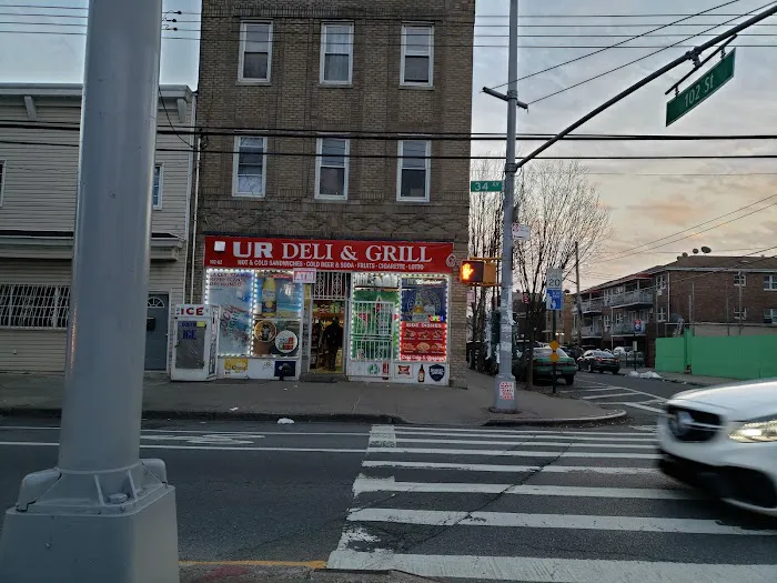 Ur Deli & Grill Picture 4