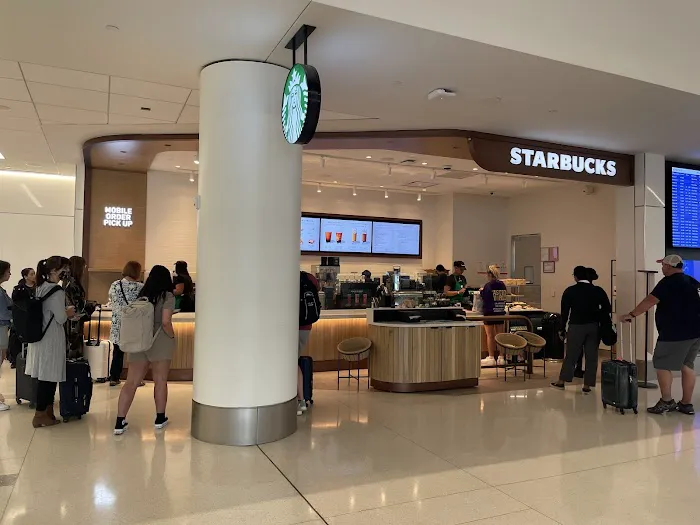 Starbucks Picture 10