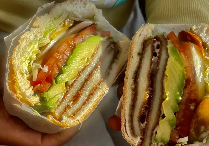 Flores Sandwiches Picture 5