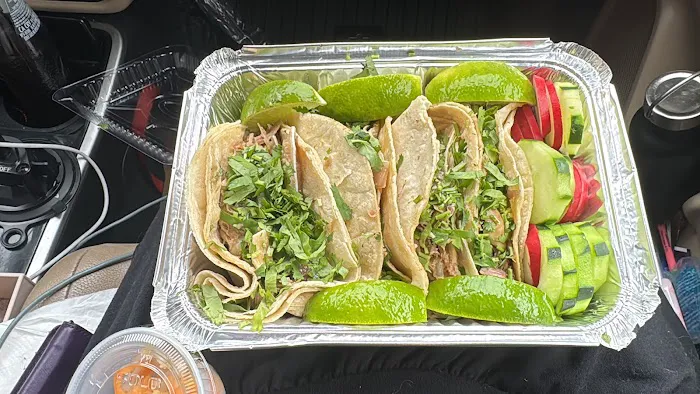 Tacos El Lobo Picture 1