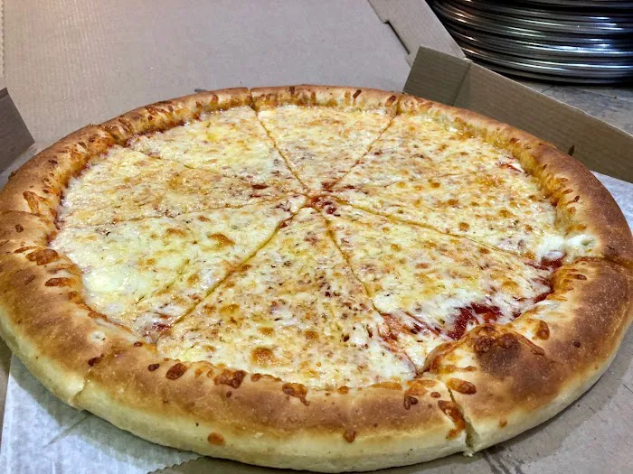 G’s Famous Pizza Picture 2