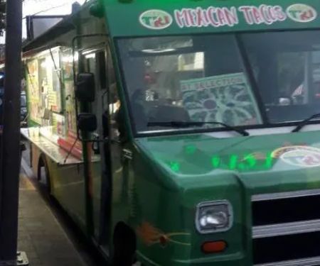 Tacos El Tri