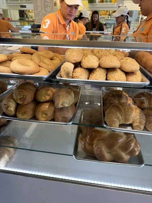La Antioquena Bakery 2 Picture 6