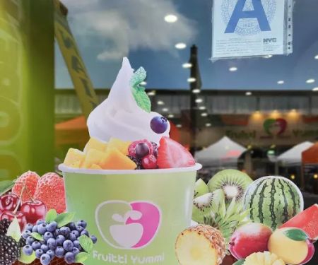 Fruitti Yummi Frozen Yogurt