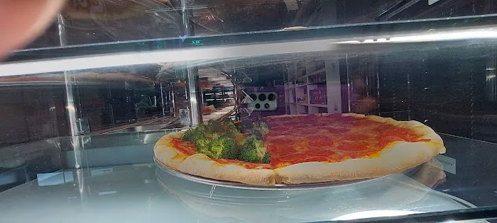 EL QUETZALITO SOPHIES RESTAURANTE & PIZZERIA Picture 2