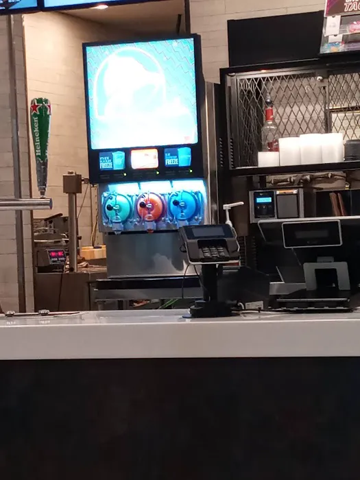 Taco Bell Cantina Picture 5