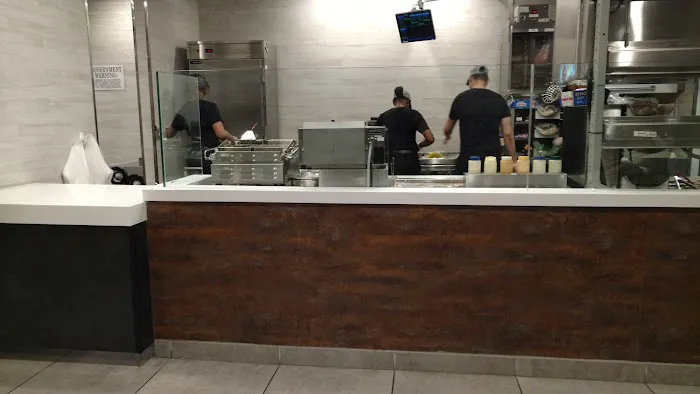 Taco Bell Cantina Picture 2