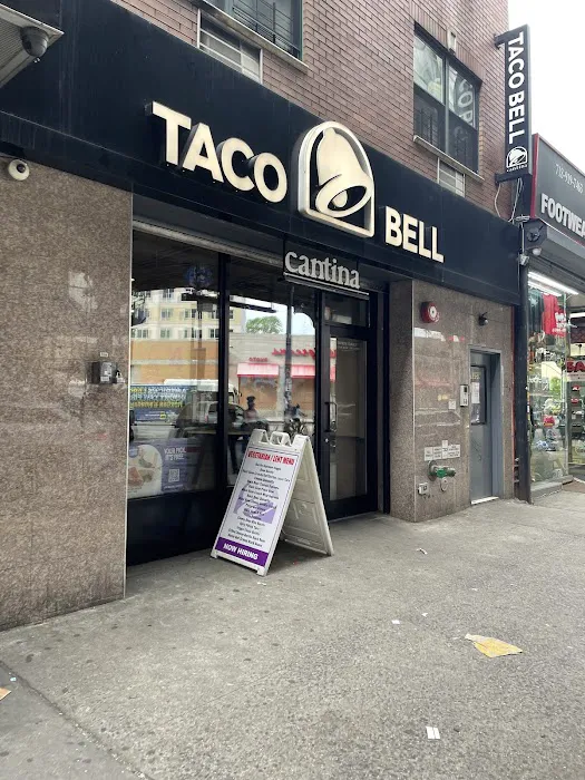 Taco Bell Cantina Picture 10