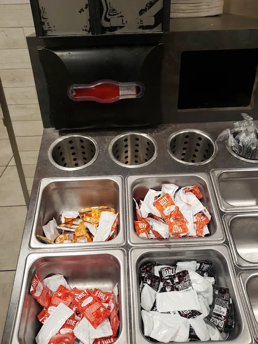 Taco Bell Cantina Picture 6