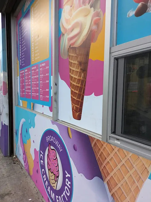 BROADWAY ICE CREAM FACTORY Picture 10