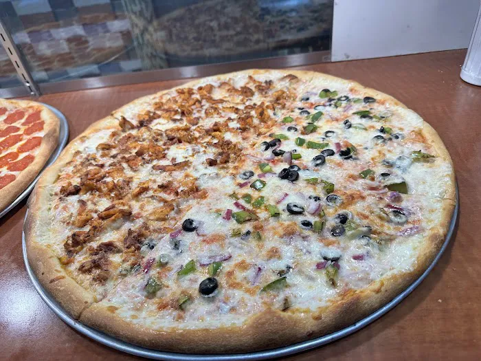 Crown fried chicken and pizza Picture 10