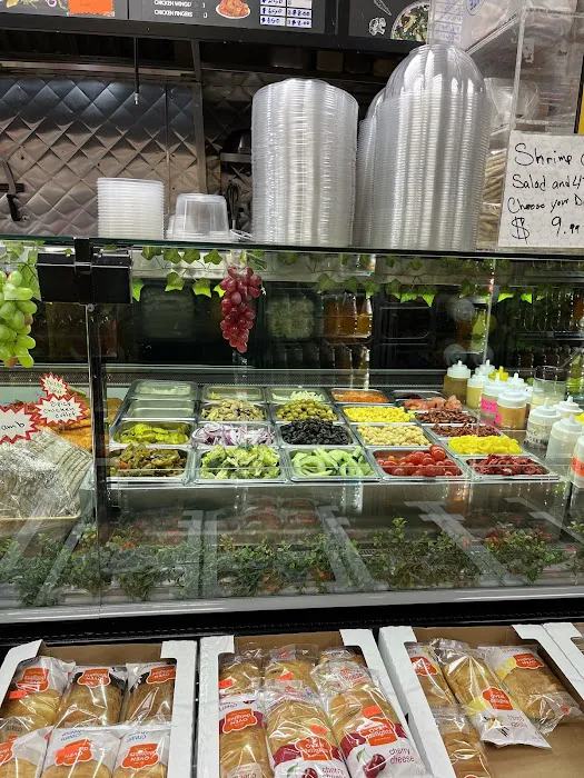 Bushwick Gourment Deli Picture 6