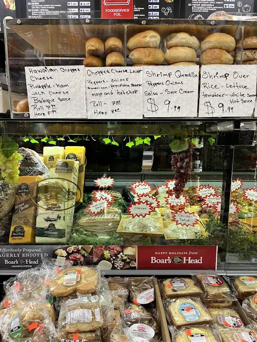 Bushwick Gourment Deli Picture 4