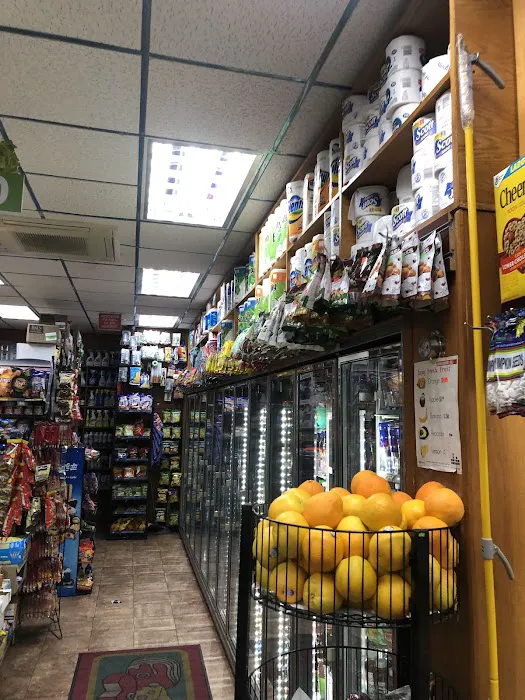 Bushwick Gourment Deli Picture 2