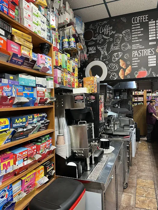 Bushwick Gourment Deli Picture 10