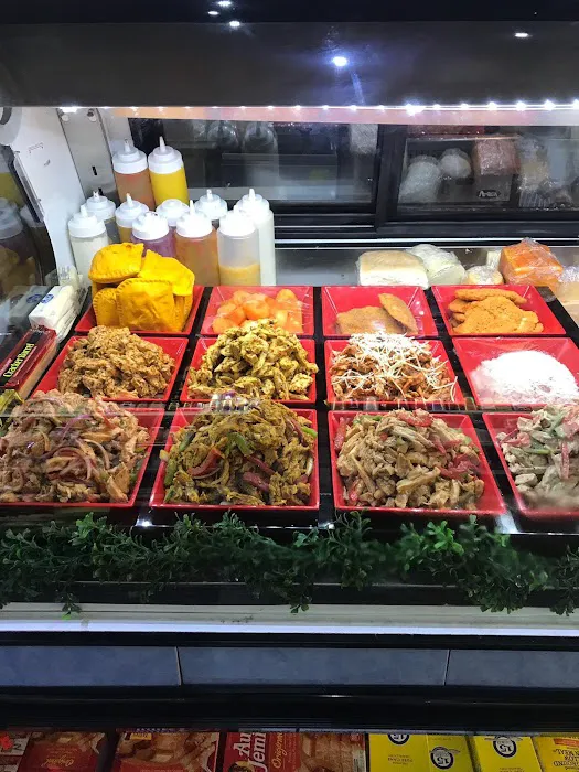 World Health Juice Bar And Deli. Picture 6