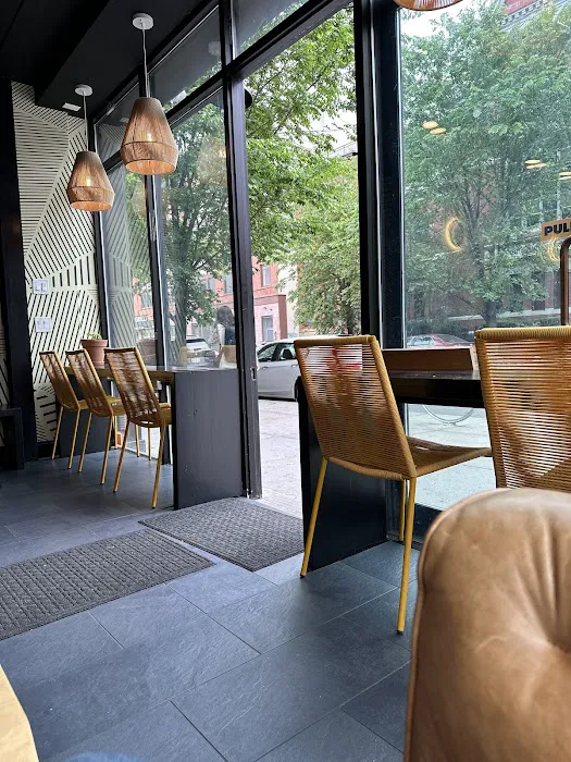 Ginjan Cafe Picture 7