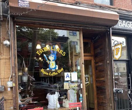 Familiars Vegan Coffee Shop
