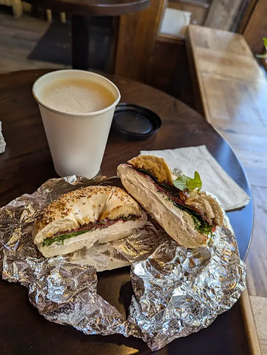 Familiars Vegan Coffee Shop Picture 7