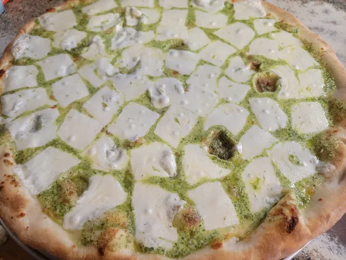 Royal Pizza Picture 10