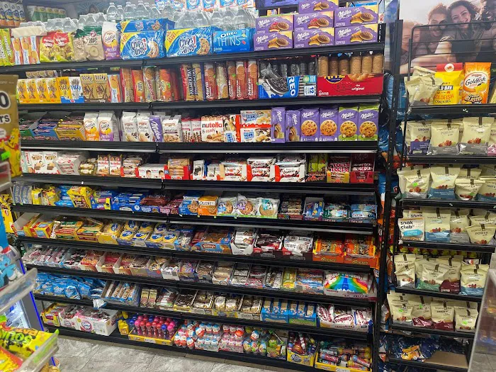 metropolitan deli grocery Picture 10