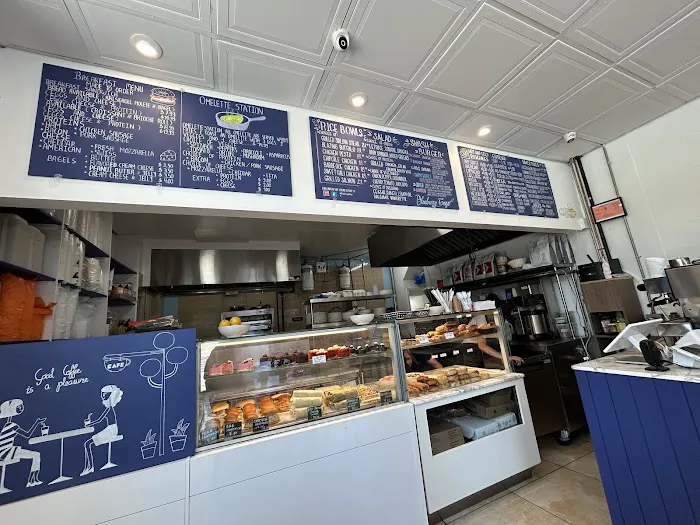 Blueberry cafe Picture 1