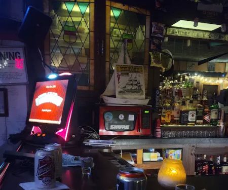 Windjammer Bar