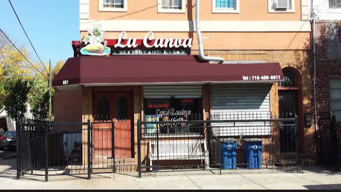 La Canoa Picture 8