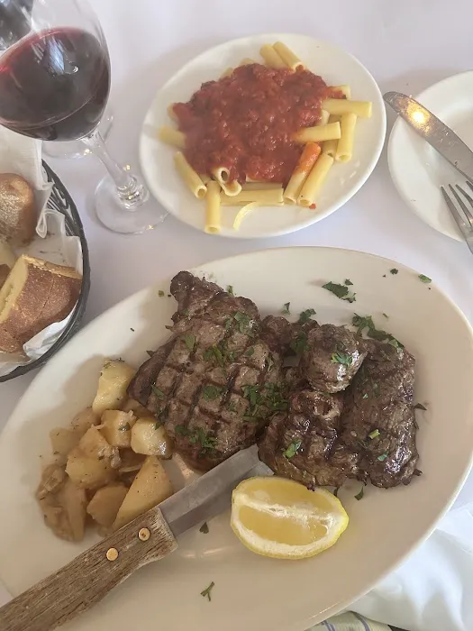 Joe's Restaurant Picture 9