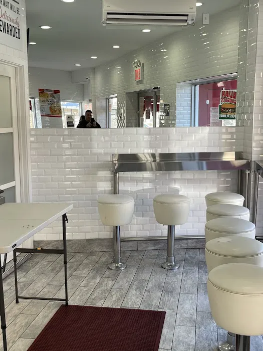 Burger City Picture 3