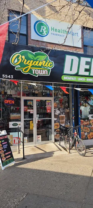 Organic Town Deli & Grill Picture 6