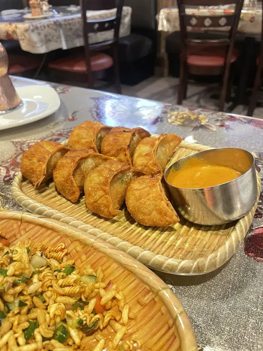 Simon's kitchen (Indian & Nepali cuisine) Picture 2