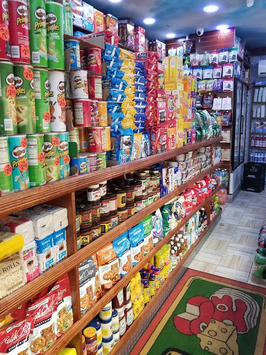 Green Basket Deli Picture 10