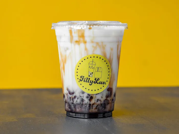 Filly Luv - the best fried chicken sandwich and boba tea Picture 1