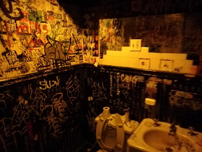 Do or Dive Bar Picture 7