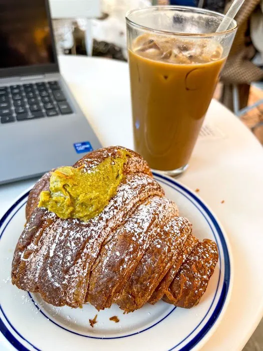 Clementine Bakery Picture 3