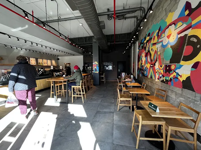Starbucks Picture 5