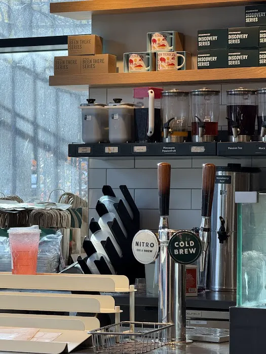 Starbucks Picture 9