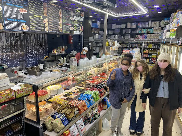 New Saba Deli and Grocery Picture 10