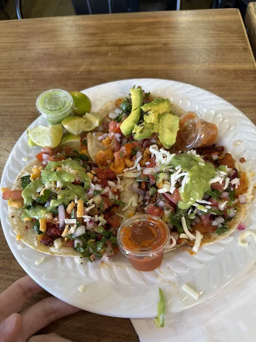 Q Rico No Manches Picture 2