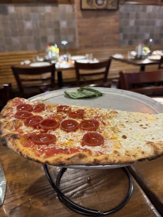 Graziella's of Brooklyn Wood Burning Pizza Picture 7