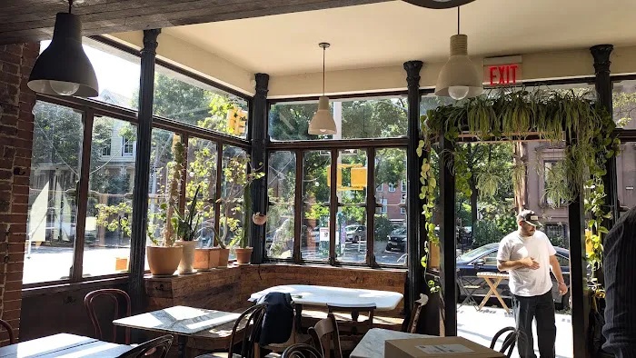 Rhodora Wine Bar Picture 9