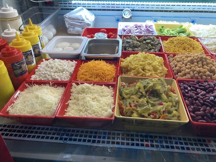 Y&A Deli Grocery Picture 5