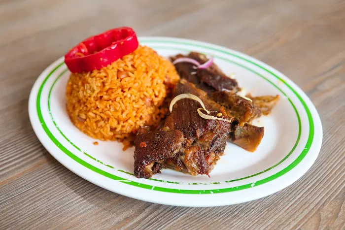 Dominican Valle Restaurant Picture 9