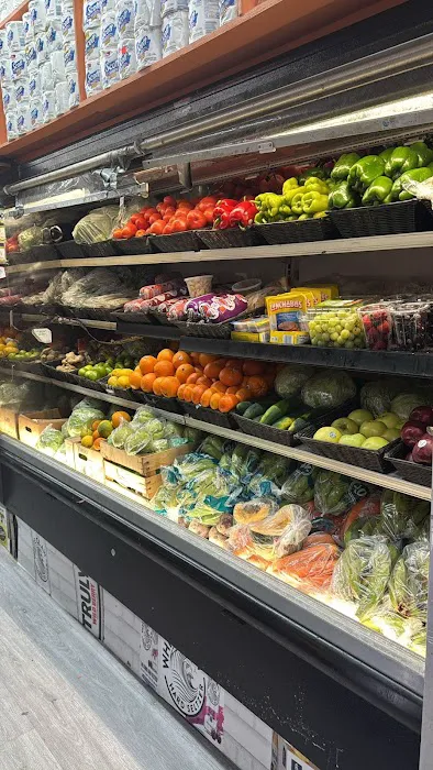 Batista food shop Picture 2